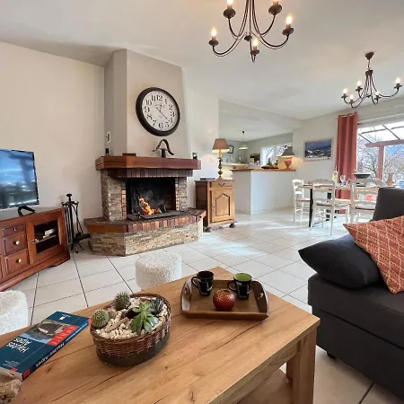 Maison Des Vignes Hébergement de vacances *