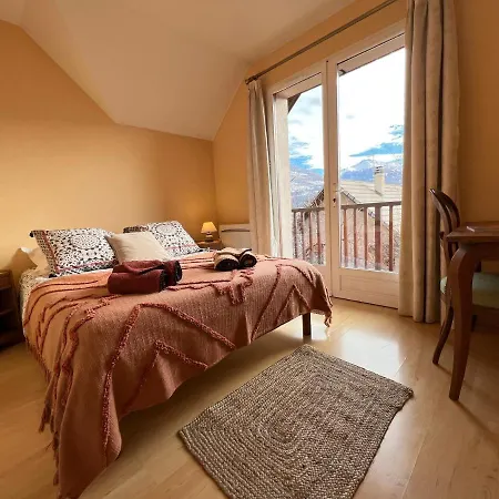 Maison Des Vignes * Embrun